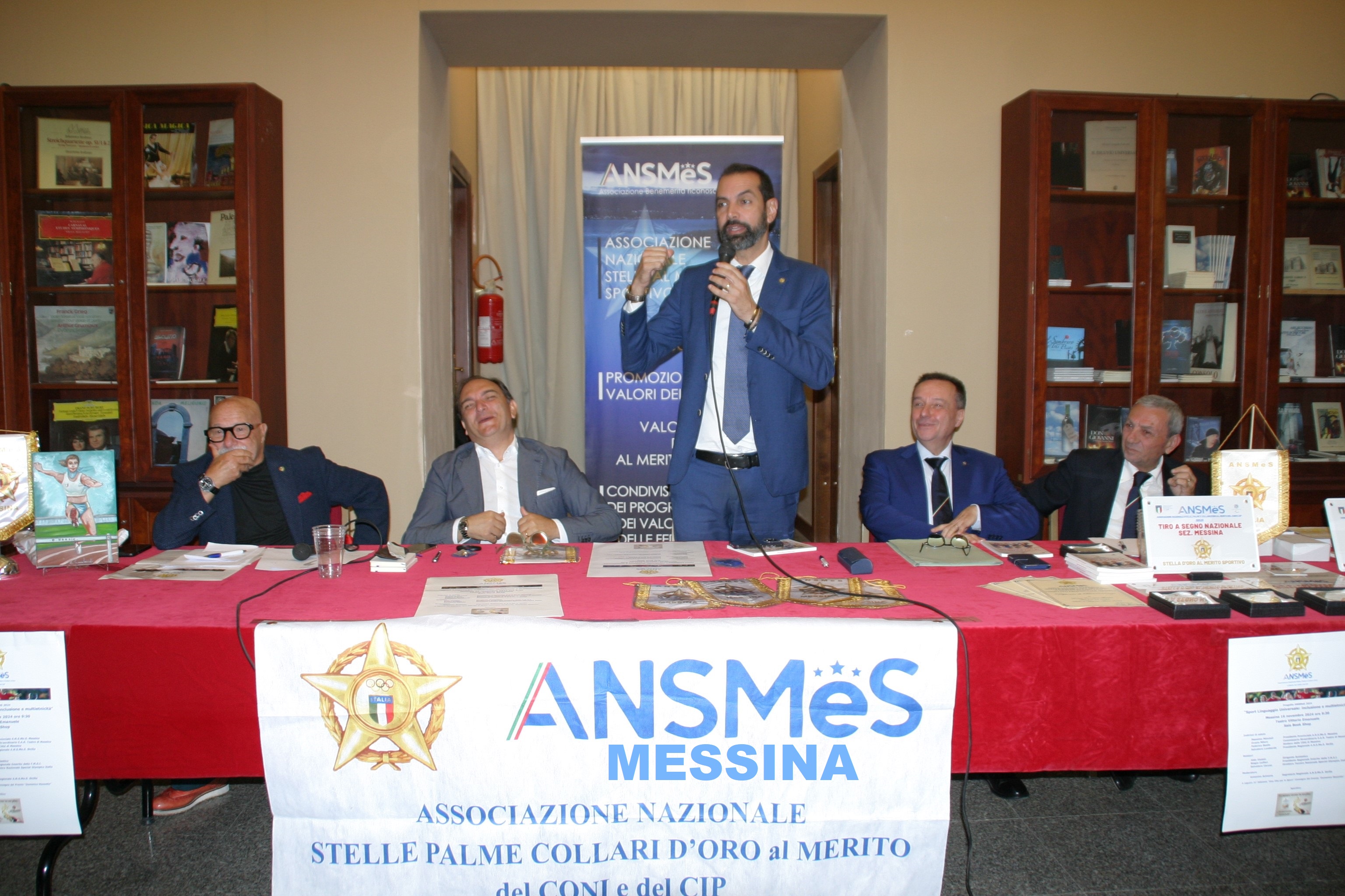 006 MESSINA CONVEGNO IL SINDACO JPEG